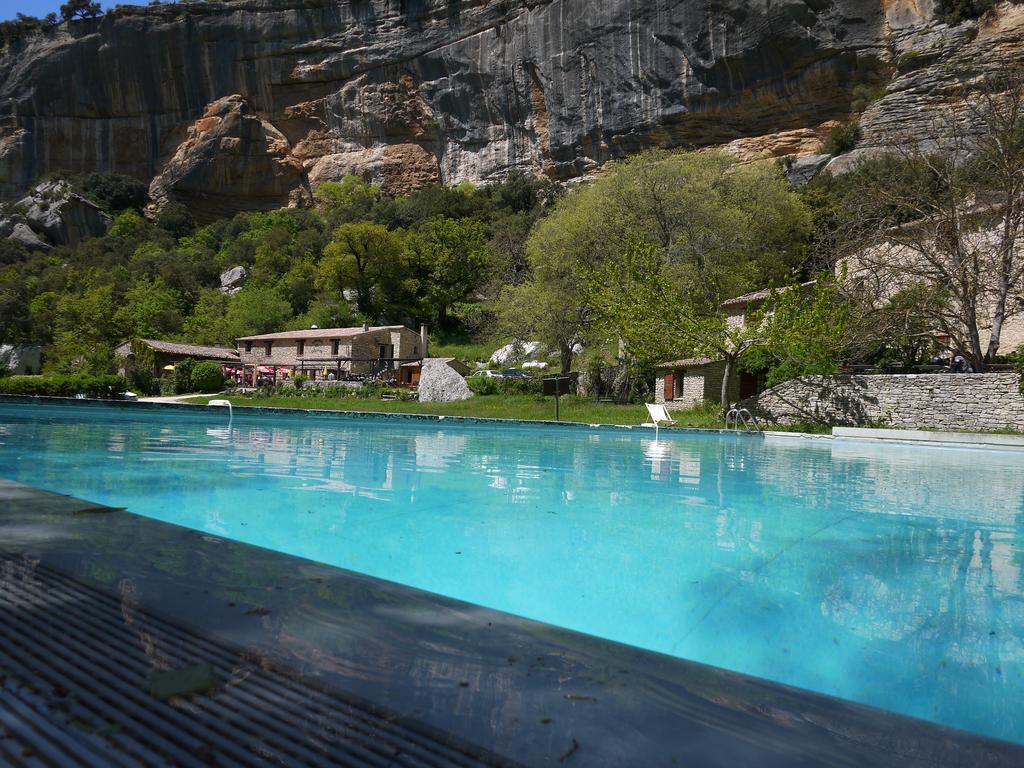Auberge Des Seguins Buoux Dış mekan fotoğraf