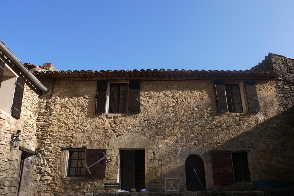 Auberge Des Seguins Buoux Dış mekan fotoğraf