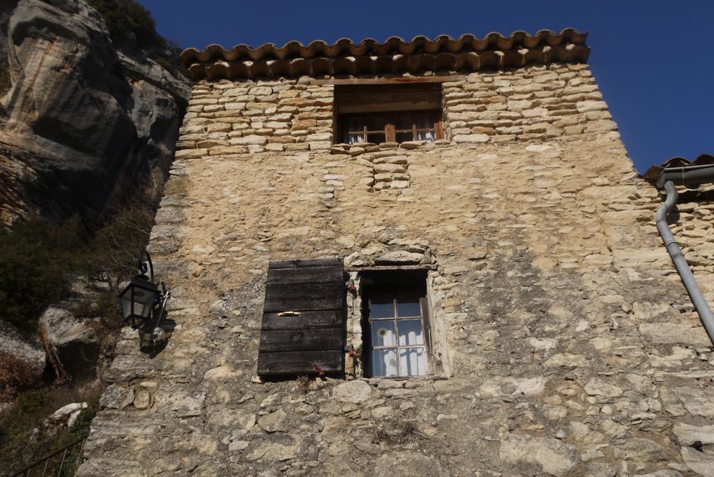 Auberge Des Seguins Buoux Dış mekan fotoğraf